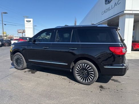 Used 2021 Lincoln Navigator Black Label w/ Cargo Convenience Package image 24