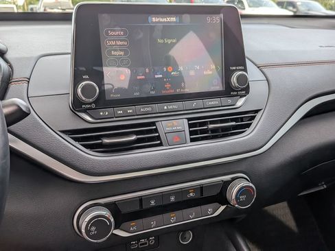 Used 2019 Nissan Altima 2.5 SR FWD image 23
