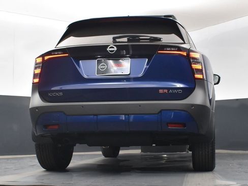 New 2026 Nissan Kicks SR w/ Cold Weather Package image 42