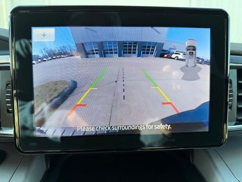 Used 2023 Ford Explorer XLT w/ Equipment Group 202A image 31