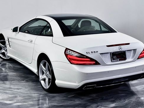 Used 2014 Mercedes-Benz SL 550 w/ Sport Wheel Package image 23