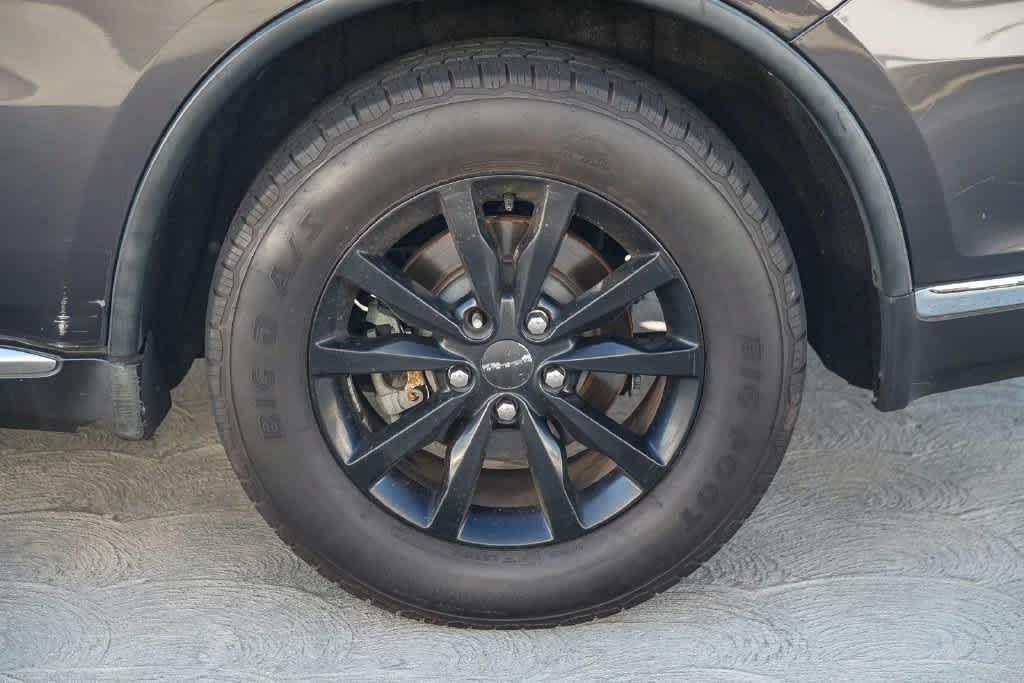 Used 2019 Dodge Durango SXT w/ 3rd Row Seating Group RWD image 10