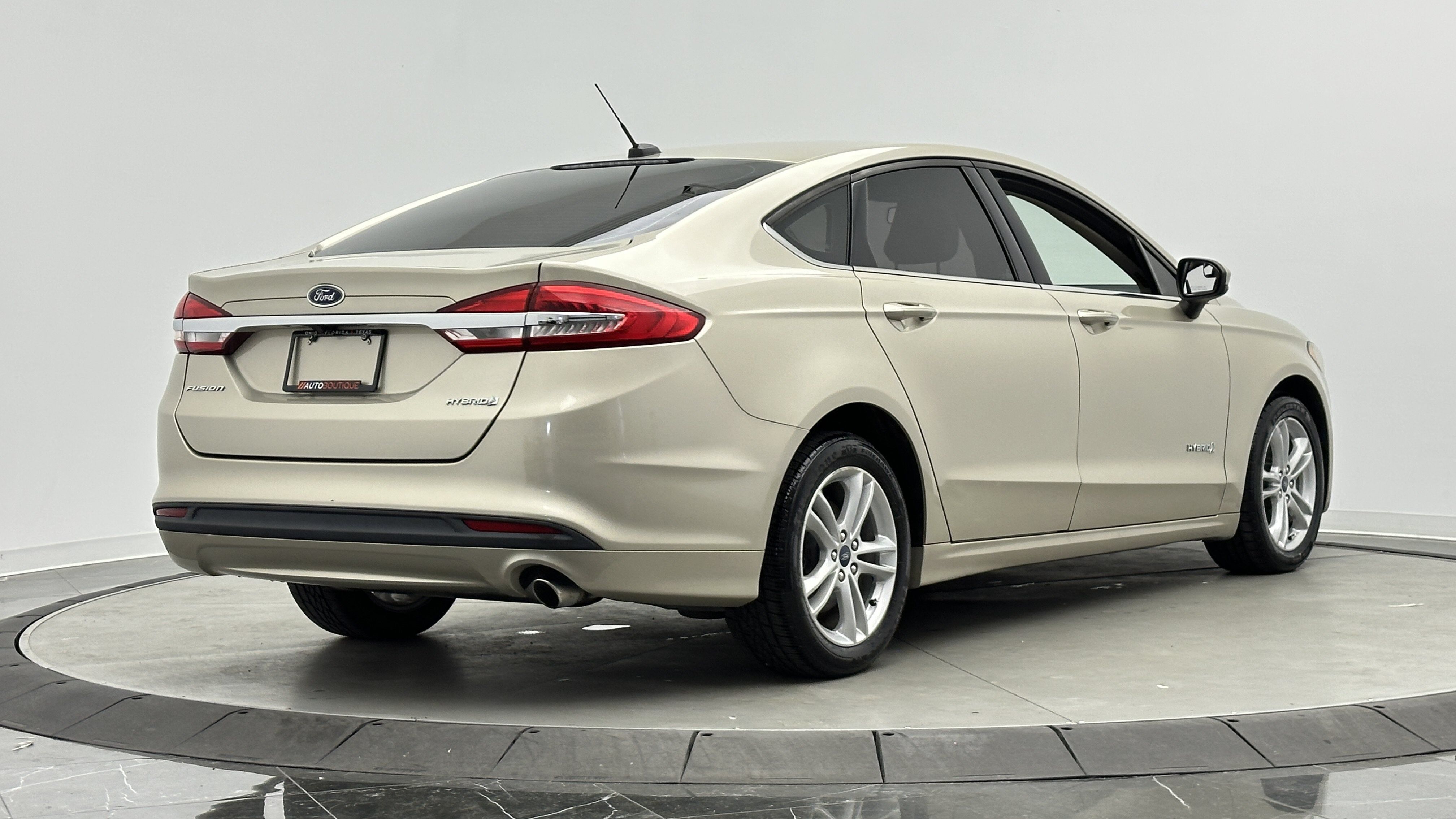Used 2018 Ford Fusion S FWD image 7