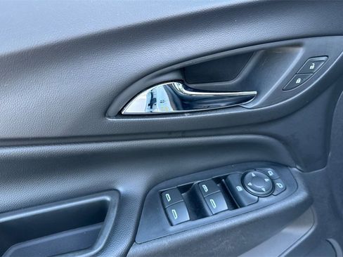 Used 2019 Chevrolet Equinox LT image 14