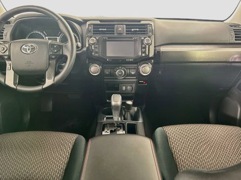 Used 2018 Toyota 4Runner TRD Off-Road AWD/4WD image 15