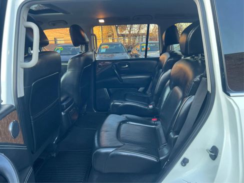 Used 2016 INFINITI QX80 Sport Utility 4D w/ 22" Wheel Package image 11