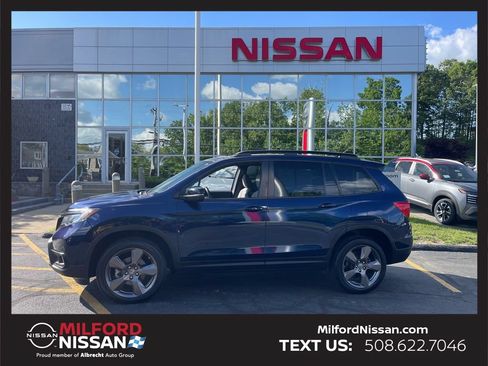 Used 2021 Honda Passport Touring image 2