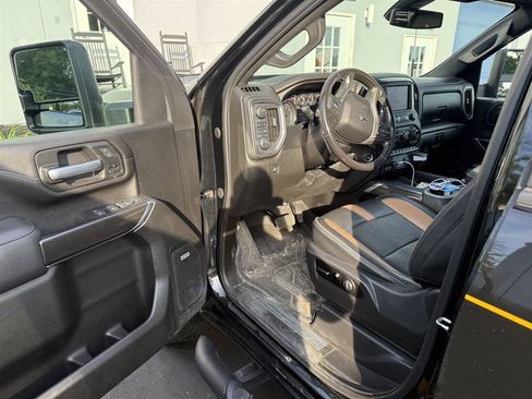 Used 2021 Chevrolet Silverado 2500 LTZ w/ Carhartt Edition AWD/4WD image 5