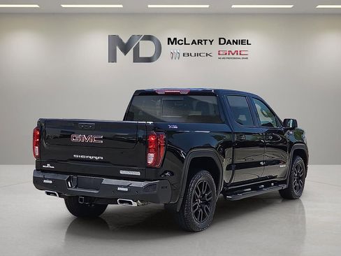 Used 2025 GMC Sierra 1500 Elevation w/ Elevation Premium Package AWD/4WD image 5