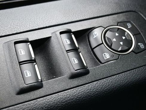 Used 2018 Ford F150 Raptor w/ Equipment Group 802A Luxury image 15