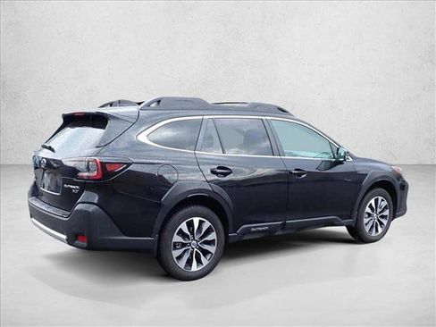 Used 2024 Subaru Outback Limited XT w/ Popular Package #2 AWD/4WD image 3