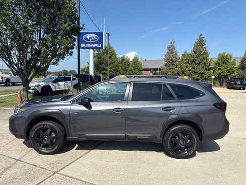 Used 2024 Subaru Outback Wilderness AWD/4WD image 4
