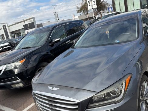 Used 2016 Hyundai Genesis 3.8 w/ Option Group 02 image 3