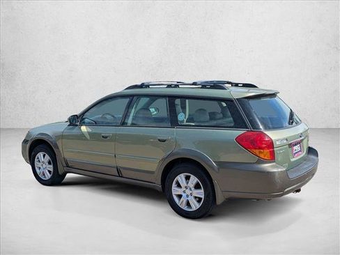 Used 2005 Subaru Outback 2.5i Limited AWD/4WD image 7