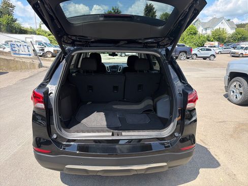 Used 2024 Chevrolet Equinox LT AWD/4WD image 9