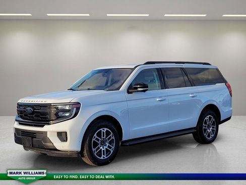 Used 2025 Ford Expedition Max Active image 8