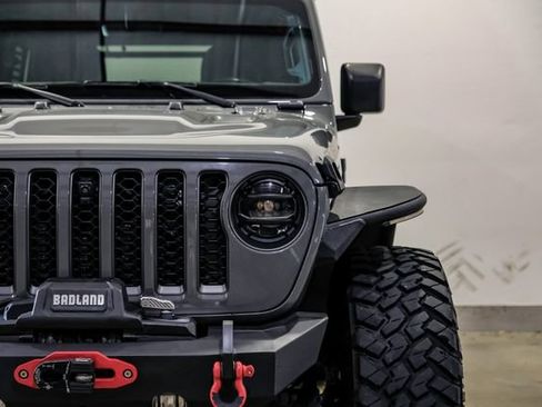 Used 2021 Jeep Wrangler Unlimited Rubicon w/ Xtreme Recon 35" Tire Package AWD/4WD image 3