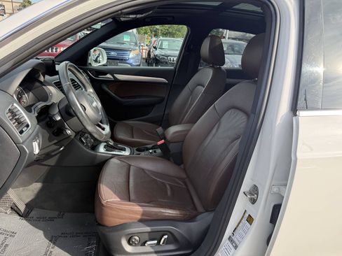 Used 2018 Audi Q3 2.0T Premium Plus w/ Premium Plus Package AWD/4WD image 6