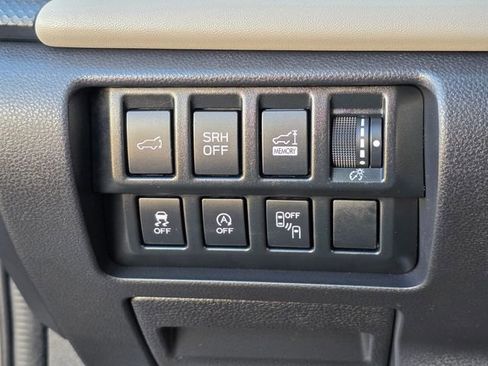 Certified 2023 Subaru Forester Limited AWD/4WD image 42