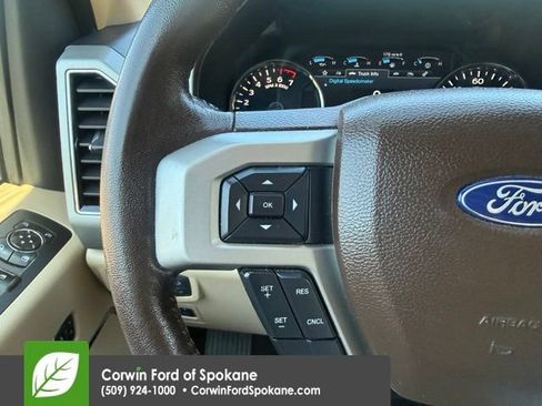 Used 2019 Ford F150 Lariat RWD image 23