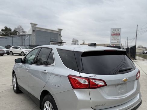 Used 2018 Chevrolet Equinox LT image 5