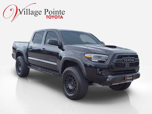 Used 2023 Toyota Tacoma TRD Pro AWD/4WD image 7