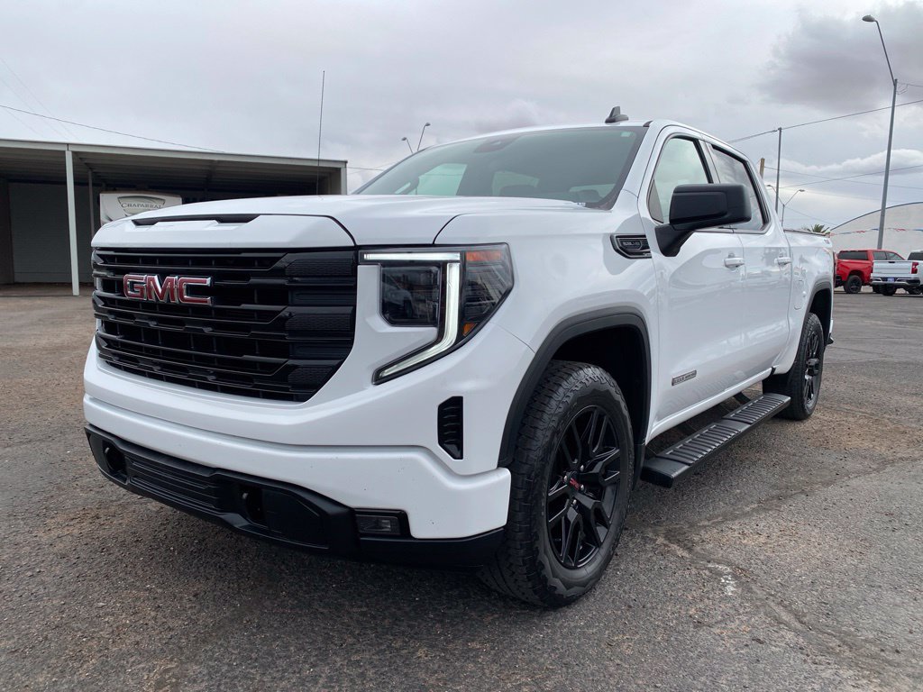 Used 2024 GMC Sierra 1500 Elevation AWD/4WD image 2