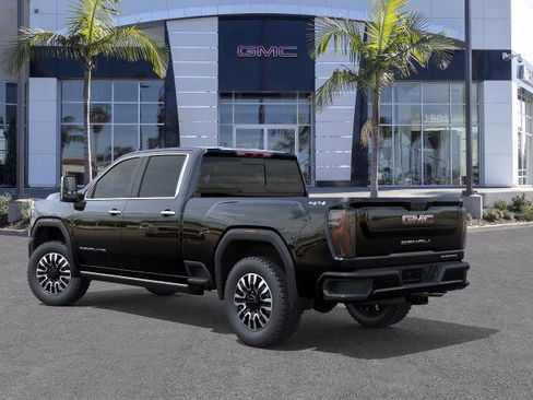New 2026 GMC Sierra 2500 Denali Ultimate AWD/4WD image 3