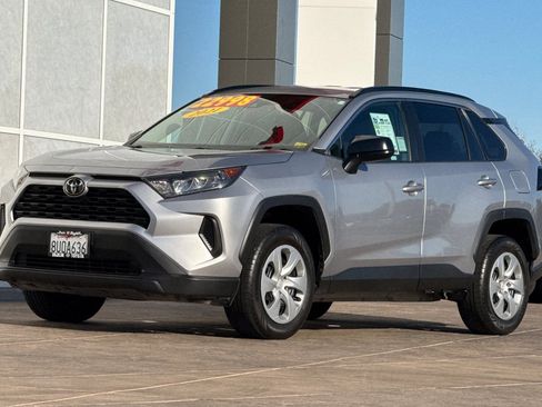 Used 2021 Toyota RAV4 LE w/ Carpet Mat Package (TMS) image 8