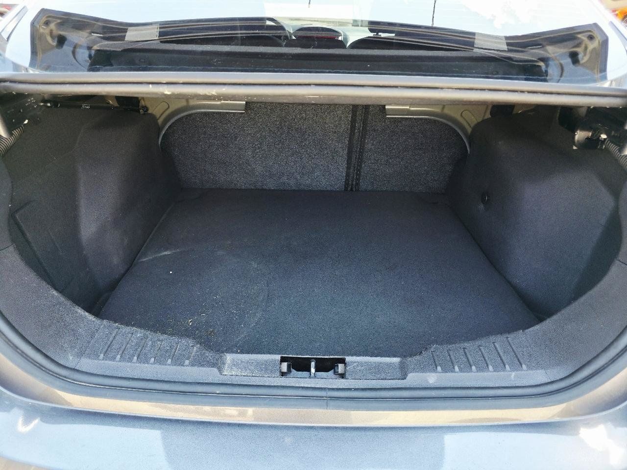 Used 2015 Ford Focus SE w/ Equipment Group 201A FWD image 15