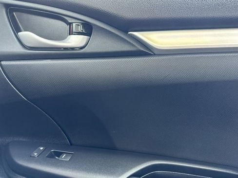Used 2020 Honda Civic Sport image 18