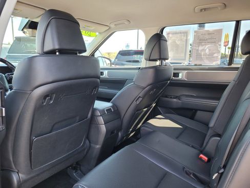 Used 2024 Hyundai Santa Fe SEL image 14