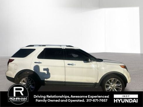 Used 2015 Ford Explorer XLT w/ Equipment Group 202A image 5