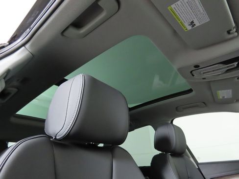 Used 2025 Audi Q5 2.0T Premium Plus w/ Premium Plus Package image 19