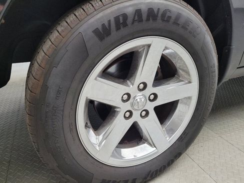 Used 2018 RAM 1500 Express w/ Express Value Package AWD/4WD image 31