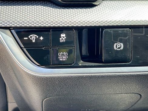 Certified 2023 Kia Sportage LX FWD image 20