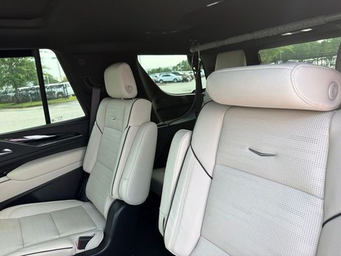 Certified 2024 Cadillac Escalade Sport w/ LPO, ONYX Package AWD/4WD image 11