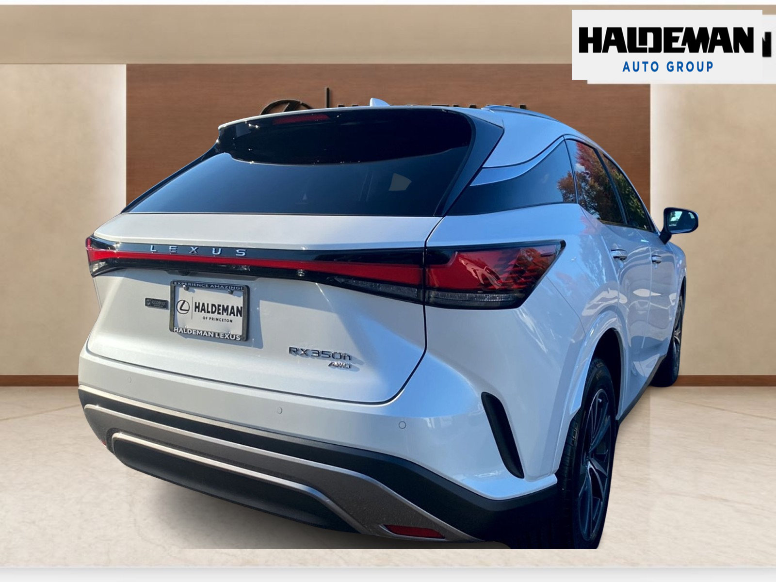 Used 2026 Lexus RX 350h AWD/4WD image 4