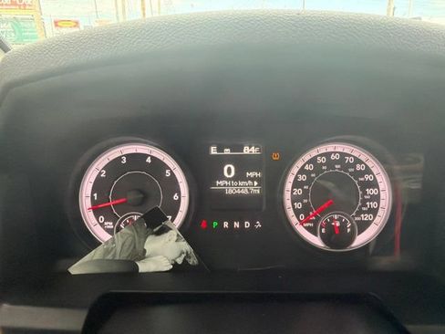 Used 2013 RAM 1500 Classic SLT AWD/4WD image 9