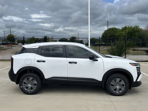 New 2026 Nissan Kicks S FWD image 3