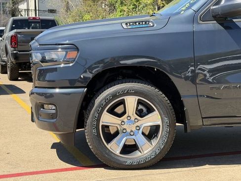 New 2026 RAM 1500 Express image 9