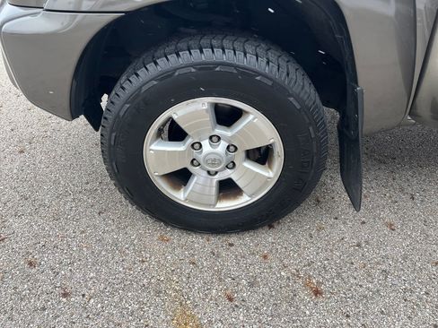 Used 2015 Toyota Tacoma 4x4 Double Cab image 26