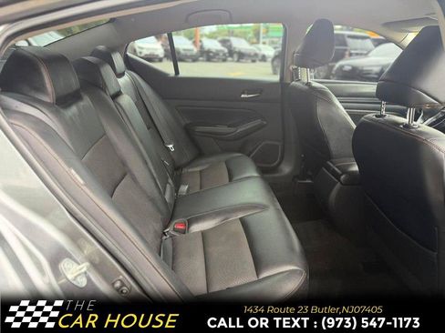 Used 2020 Nissan Altima 2.5 SR FWD image 17