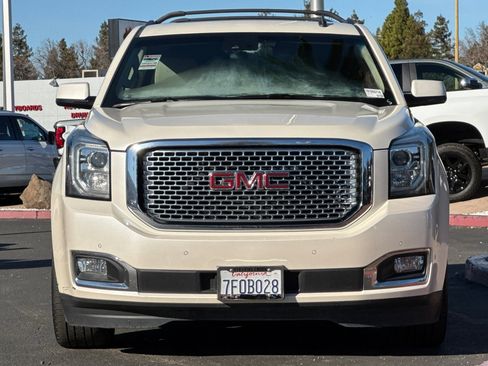 Used 2015 GMC Yukon Denali w/ Touring Package image 10