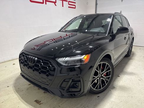 Used 2024 Audi SQ5 Prestige image 2