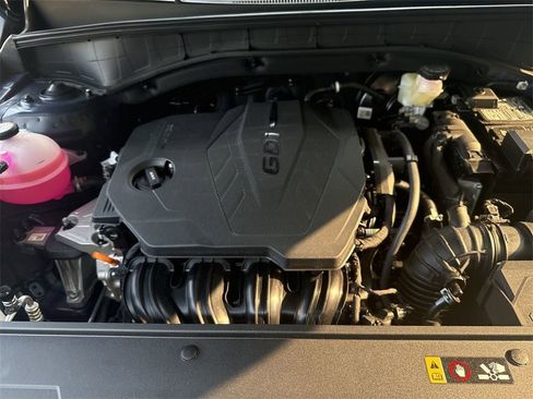 New 2025 Kia Sorento S image 16