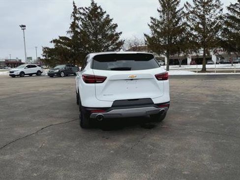 Used 2023 Chevrolet Blazer LT image 7