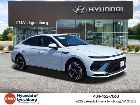 New 2026 Hyundai Sonata SEL image 1