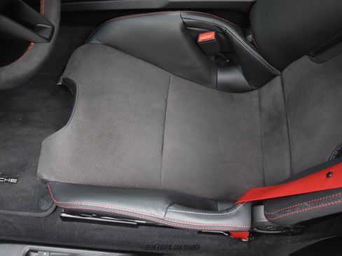 Used 2026 Porsche 911 GT3 RWD image 38