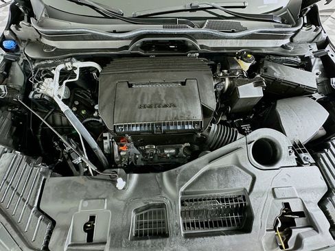 Certified 2024 Honda Pilot Elite image 33